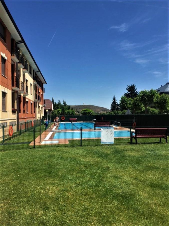 Villa Carmen Coqueto Apartamento Con Piscina Y Garaje By Apartamentos Logrono Ezcaray Exterior foto